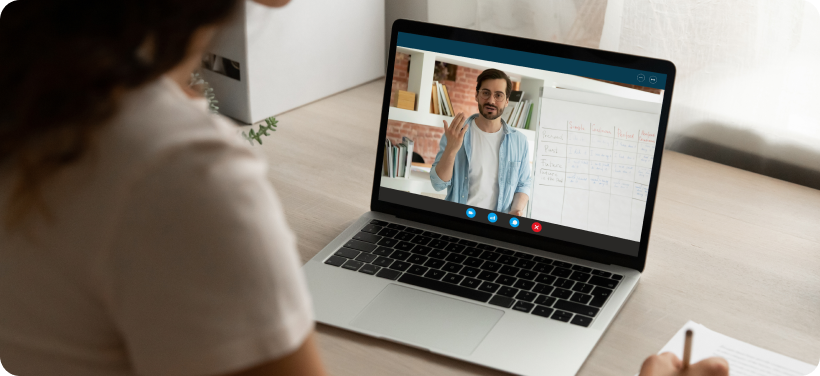 多国籍講師によるライブ授業＋オンデマンド配信 写真